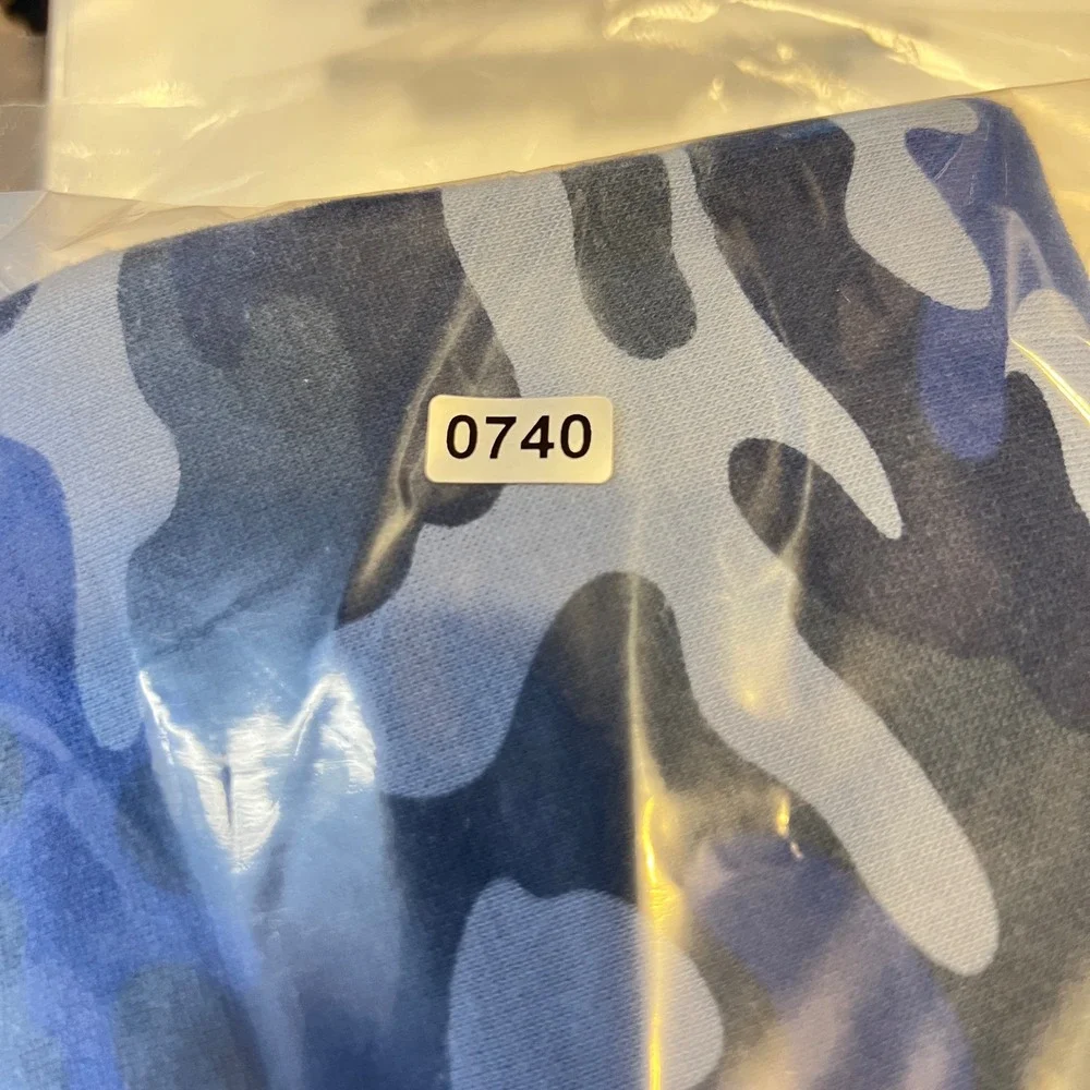 740 | Champion Blue Camouflage Fleece Tapered Jogger Sweatpants Kids Large